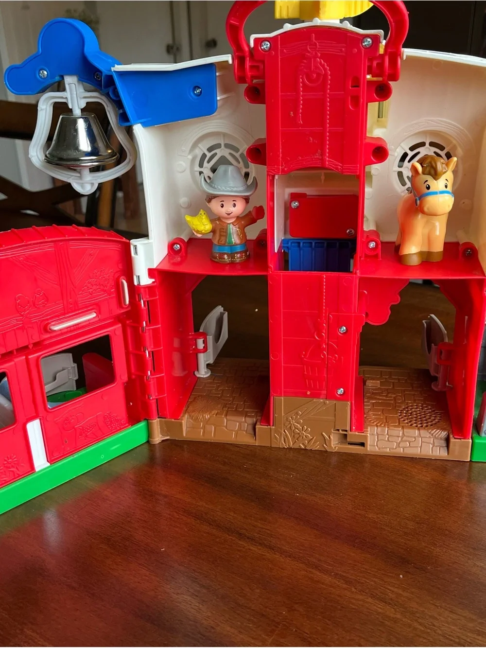 Fisher-Price Play Barn with Figures